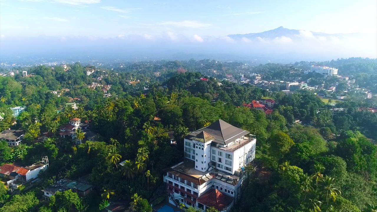 Swiss Residence Kandy Exterior photo